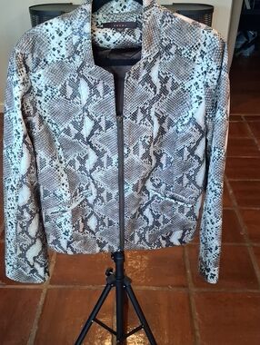 Snake-Print Zip Front Women's Jacket - Neutral